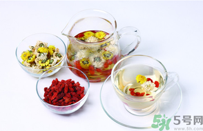 桂花和菊花可以一起泡茶嗎？桂花可以和能一起喝嗎？