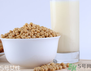 早上喝豆?jié){有什么好處？早上喝豆?jié){會胖嗎？