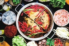 吃火鍋舌頭變黑怎么回事？吃完火鍋為什么舌頭會(huì)變黑色？