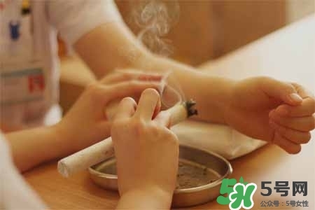 落枕能艾灸嗎？艾灸治療落枕有用嗎？