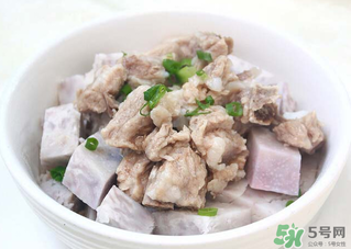 煮排骨用涼水還是熱水？燉排骨用熱水好還是涼水好？