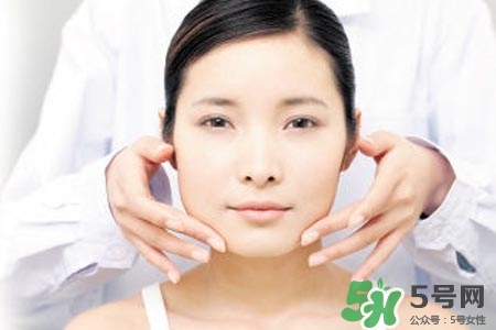 青少年面癱是怎么回事？青少年面癱是怎么辦？