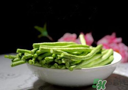 豇豆沒(méi)炒熟有毒嗎？吃沒(méi)炒熟的豇豆中毒怎么辦？