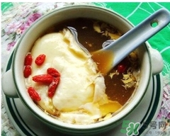 紅糖雞蛋產(chǎn)婦能吃嗎？產(chǎn)婦吃紅糖雞蛋有什么好處？