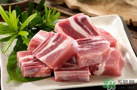 吃排骨有什么好處？吃排骨可以補(bǔ)鈣嗎？