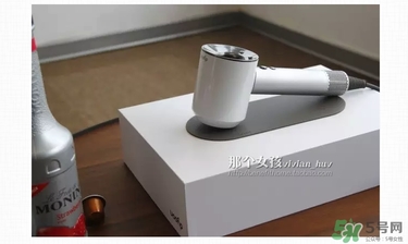 dyson吹風(fēng)機(jī)好用嗎？dyson戴森吹風(fēng)機(jī)評(píng)測(cè)