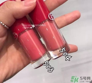 阿瑪尼小胖丁唇釉哪個(gè)色最火？阿瑪尼小胖丁唇釉保留了紅管的哪個(gè)色？