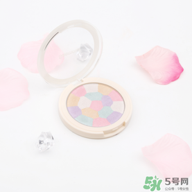 得鮮粉餅怎么樣？the saem修容粉好用嗎？