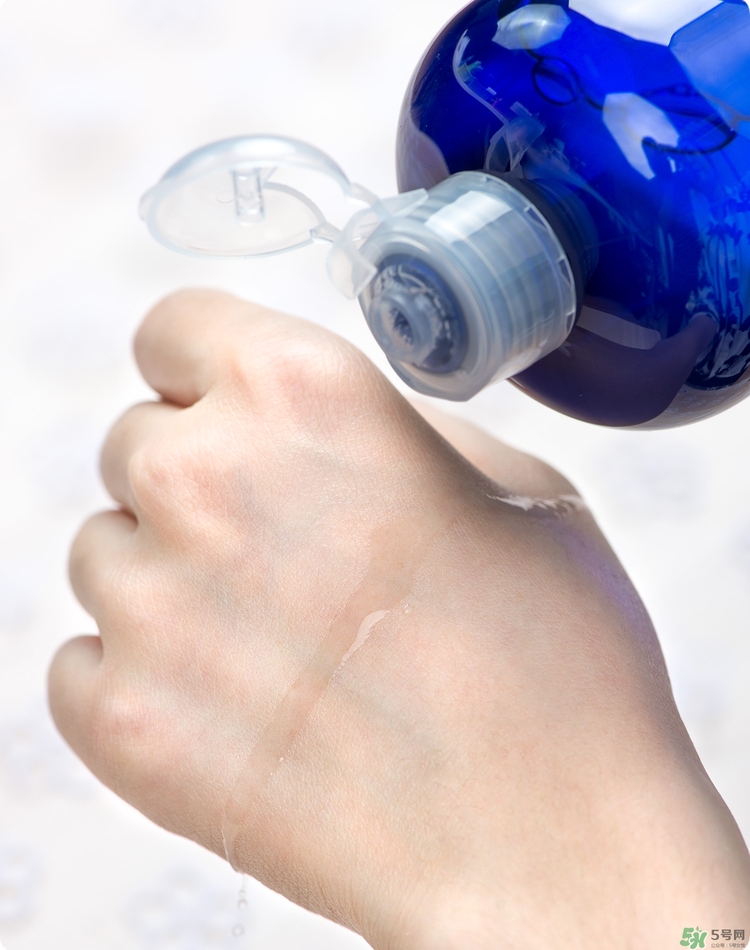 伊詩露化妝水好用嗎？Esthe Dew化妝水怎么樣？