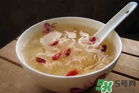 銀耳紅棗湯能天天吃嗎？銀耳紅棗湯每天吃有什么好處？