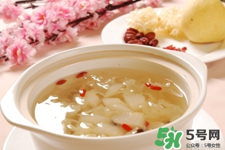喝銀耳紅棗湯對(duì)身體好嗎？長(zhǎng)期吃銀耳紅棗湯有什么好處？