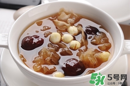 喝銀耳紅棗湯對(duì)身體好嗎？長(zhǎng)期吃銀耳紅棗湯有什么好處？