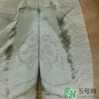 足貼怎么貼？足貼貼在腳底什么位置示意圖