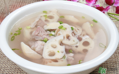 排骨湯可以隔夜喝嗎？隔夜的排骨湯還能喝嗎？