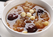 喝銀耳紅棗湯會(huì)上火嗎？上火能喝銀耳紅棗湯嗎？