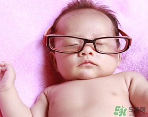 冬季出生的寶寶要準(zhǔn)備些什么？冬季出生的寶寶需要什么？