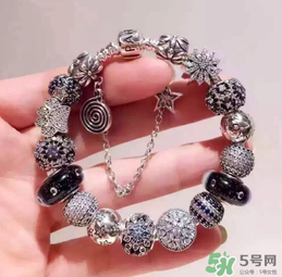 潘多拉的手鐲怎么打開(kāi)？潘多拉的手鐲怎么帶？