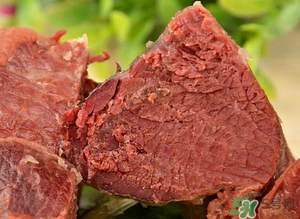 熟牛肉放冰箱里能保鮮多久？熟牛肉冷凍可以放多久？