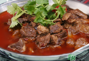 燉牛肉放什么容易爛？牛肉怎么燉好吃又爛？