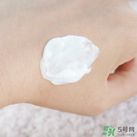 Freeplus洗面奶怎么樣？芙麗絲芳洗面奶好用嗎