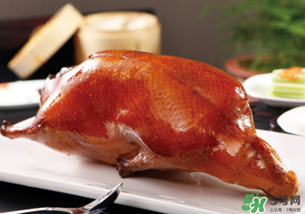 吃烤鴨會(huì)長胖嗎？晚上吃烤鴨會(huì)胖嗎？