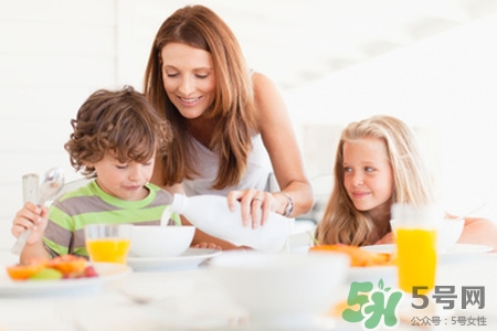 孩子只吃肉不吃菜怎么辦？孩子這樣吃肉才健康