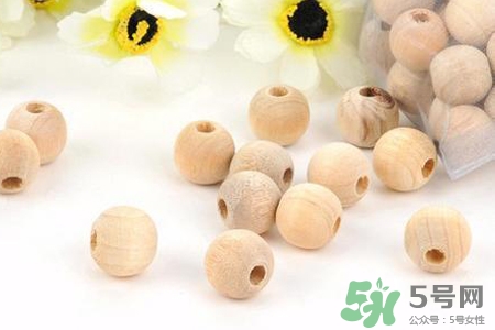 樟腦丸對(duì)蟑螂有用嗎？祛除蟑螂的小妙招