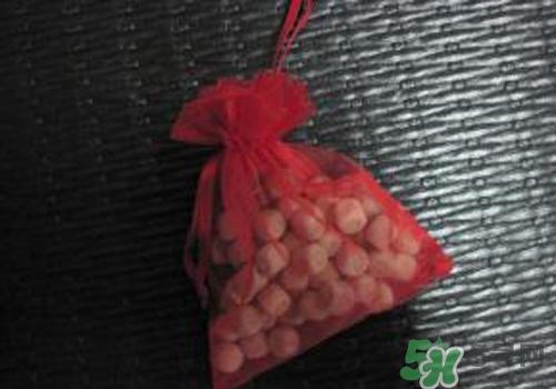 樟腦丸可以用多久？樟腦丸過(guò)期了可以用嗎？