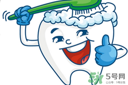坐月子刷牙怎么辦？坐月子可以用漱口水嗎？