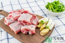 冬天沒(méi)有冰箱肉可以放幾天？生肉沒(méi)有冰箱怎么保存？