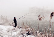 冬天能釣魚(yú)嗎？冬天適合釣魚(yú)嗎？