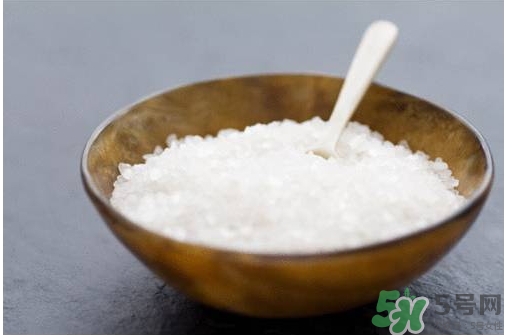 鹽水洗鼻多久見效？鹽水洗鼻一次洗多久？