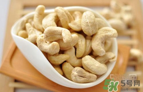 腰果是生吃好還是熟吃好？腰果生吃熟吃哪個更好吃更營養(yǎng)？