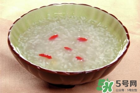 米酒變酸是怎么回事？米酒酸了應(yīng)該怎么辦？