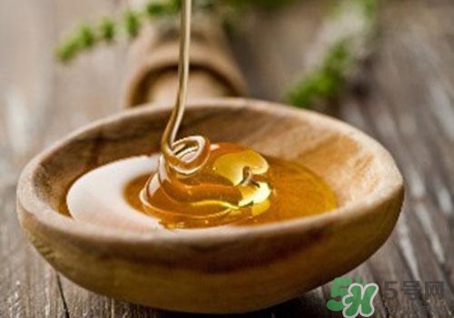 乳腺增生可以喝蜂蜜嗎？乳腺增生喝蜂蜜有用嗎？