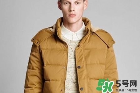 羽絨服洗完后毛不均勻怎么辦？羽絨服洗完后結(jié)塊怎么辦？
