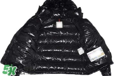 冬天穿皮衣和羽絨服哪個(gè)更保暖？冬天穿皮衣好還是羽絨服好？