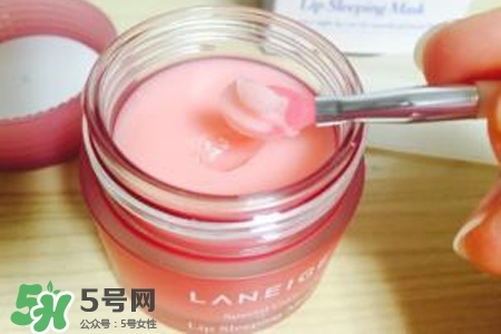 蘭芝唇膜怎么清洗？蘭芝唇膜需要用卸妝水清洗嗎？