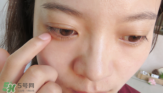 思親膚眼霜怎么樣？skin food眼霜適合年齡