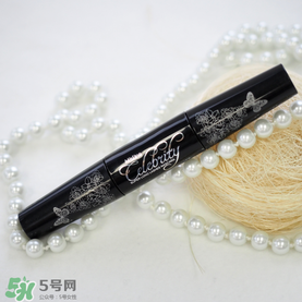 mistine4d睫毛膏紅管黑管區(qū)別 mistine睫毛膏黑管和紅管哪個(gè)好？