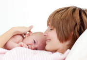 喂母乳為什么會(huì)胸部下垂？正確哺乳不會(huì)導(dǎo)致胸部下垂