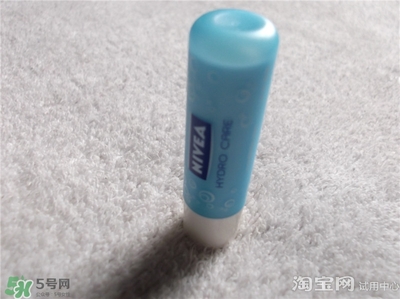 妮維雅唇膏和曼秀雷敦唇膏哪個好？妮維雅和曼秀雷敦對比