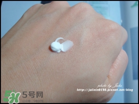 理膚泉b5真假辨別_理膚泉b5修復霜真假鑒別