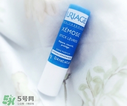 依泉和dhc唇膏哪個好？依泉唇膏和dhc唇膏哪個好？