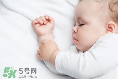 寶寶發(fā)燒怎么散熱？孩子發(fā)燒要散熱切忌捂