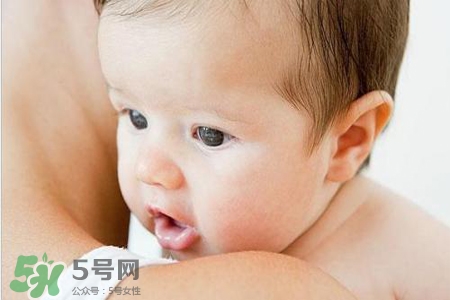 寶寶發(fā)燒怎么按摩？寶寶發(fā)燒按摩穴位有效退燒