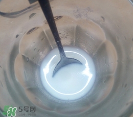 牛初乳的營養(yǎng)價(jià)值 牛初乳的主要成分