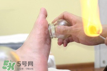 冬天拔火罐能減肥嗎？拔火罐什么季節(jié)減肥效果最好？