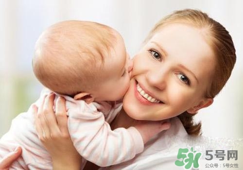 沒喝完的奶粉可以溫著再喝嗎？沒喝完的奶粉怎么處理？