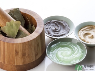 臉上脫皮可以敷面膜嗎？臉上脫皮敷什么面膜好？